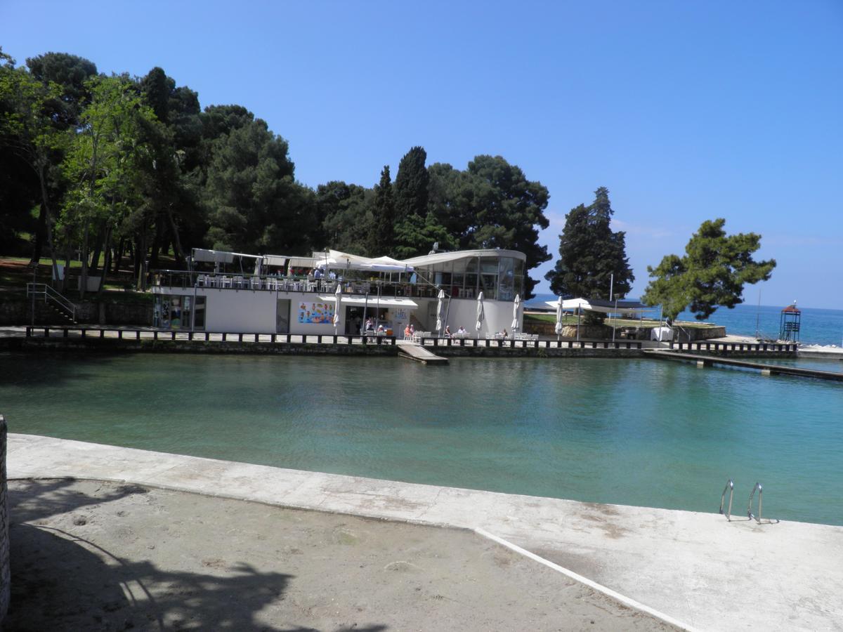 Apartments Dario Poreč Exteriör bild
